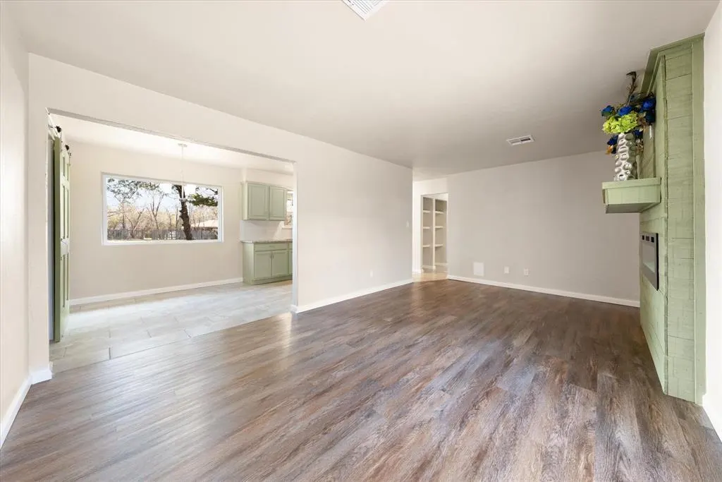 Photo 11 — 1223 E Vilas Avenue, Guthrie, OK 73044