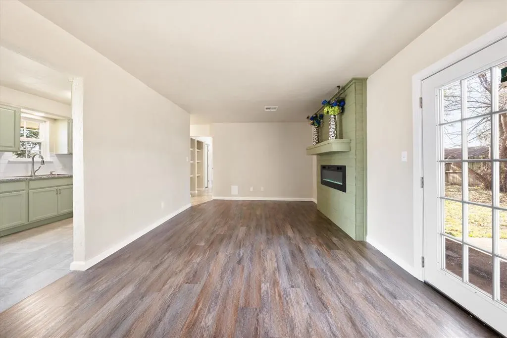 Photo 12 — 1223 E Vilas Avenue, Guthrie, OK 73044