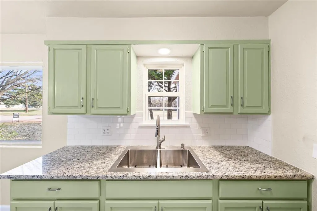 Photo 19 — 1223 E Vilas Avenue, Guthrie, OK 73044