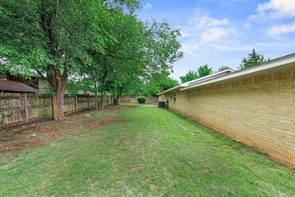 Photo 39 — 1223 E Vilas Avenue, Guthrie, OK 73044