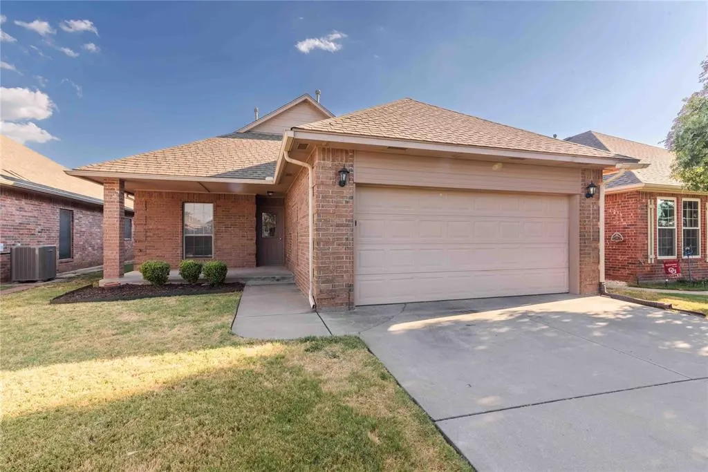 Front exterior — 520 SW 123rd Place, Oklahoma City, OK 73170