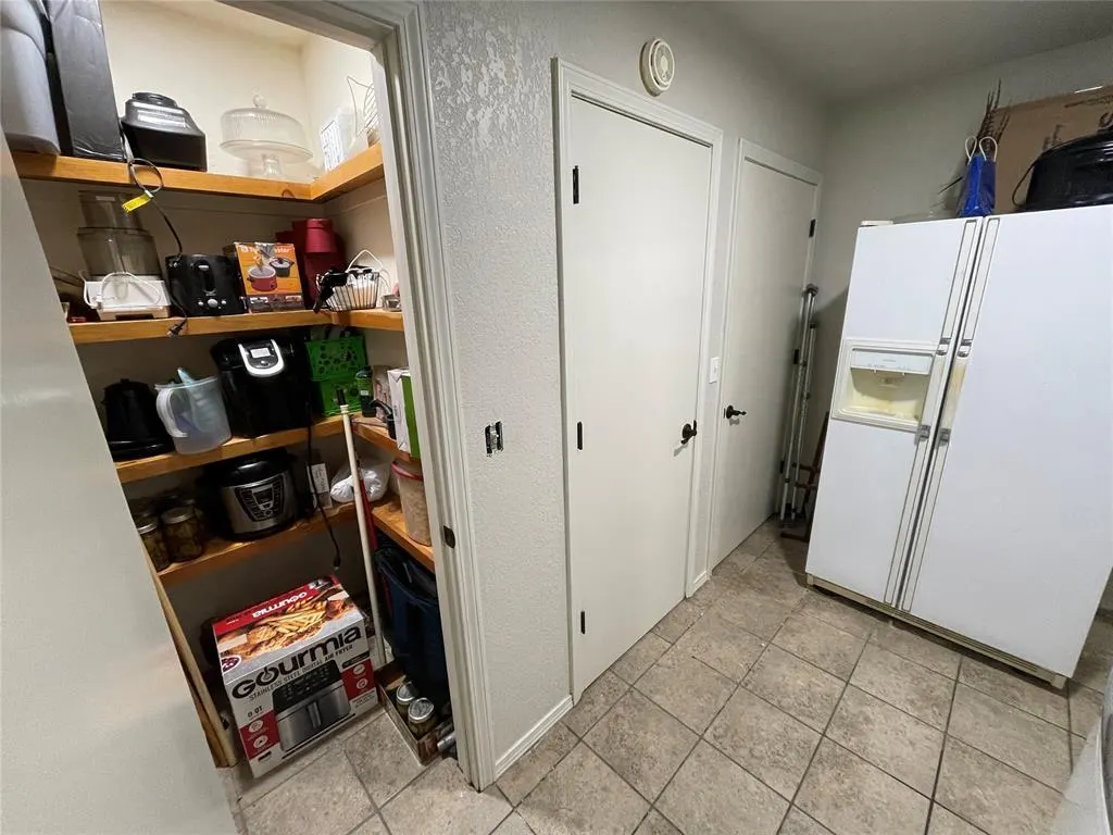 Photo 28 — 520 Adams Street, Holdenville, OK 74848