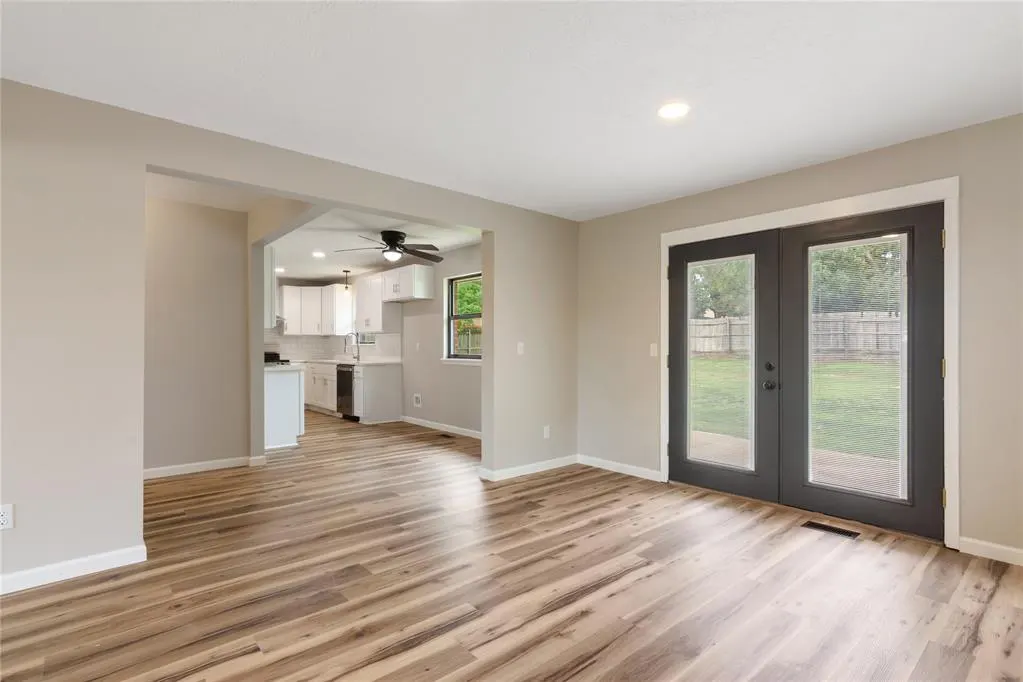 Photo 11 — 7709 NW 26th Street, Bethany, OK 73008