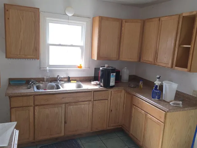 Photo 4 — 215 E Spruce Avenue, Duncan, OK 73533