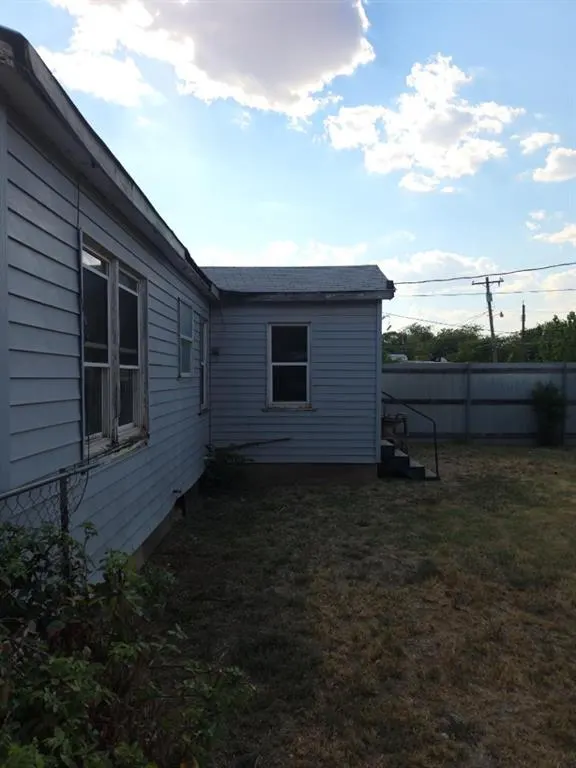 Photo 16 — 215 E Spruce Avenue, Duncan, OK 73533