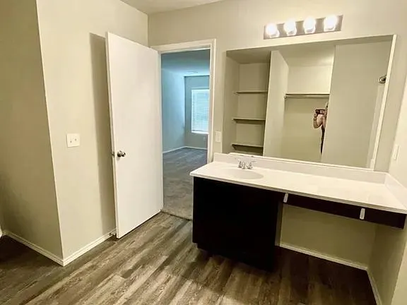 Photo 4 — 7709 Percheron Road, Oklahoma City, OK 73132