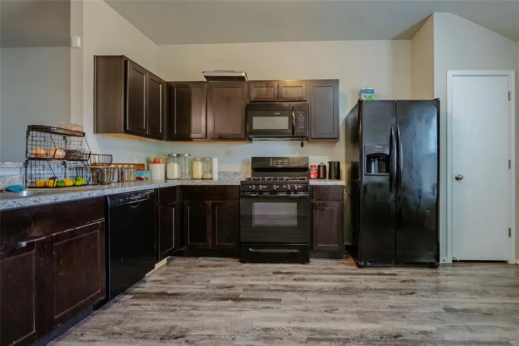 Photo 14 — 7709 Percheron Road, Oklahoma City, OK 73132