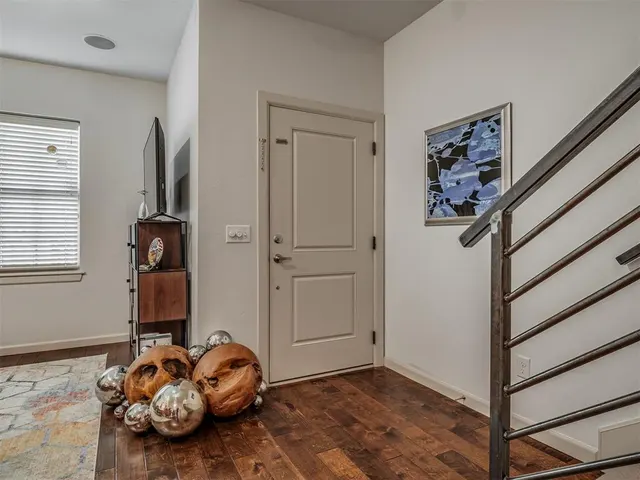 Photo 4 — 2224 Kavanaugh Boulevard, Oklahoma City, OK 73120