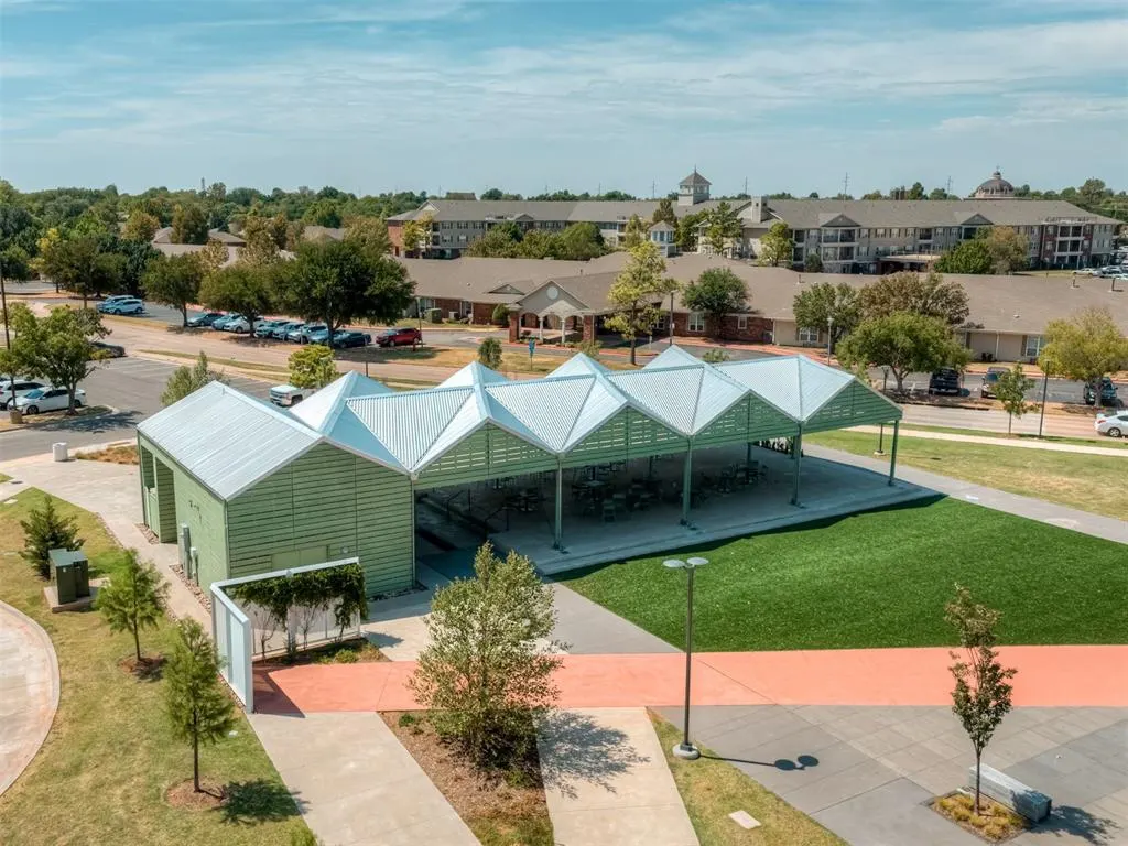 Photo 32 — 2224 Kavanaugh Boulevard, Oklahoma City, OK 73120