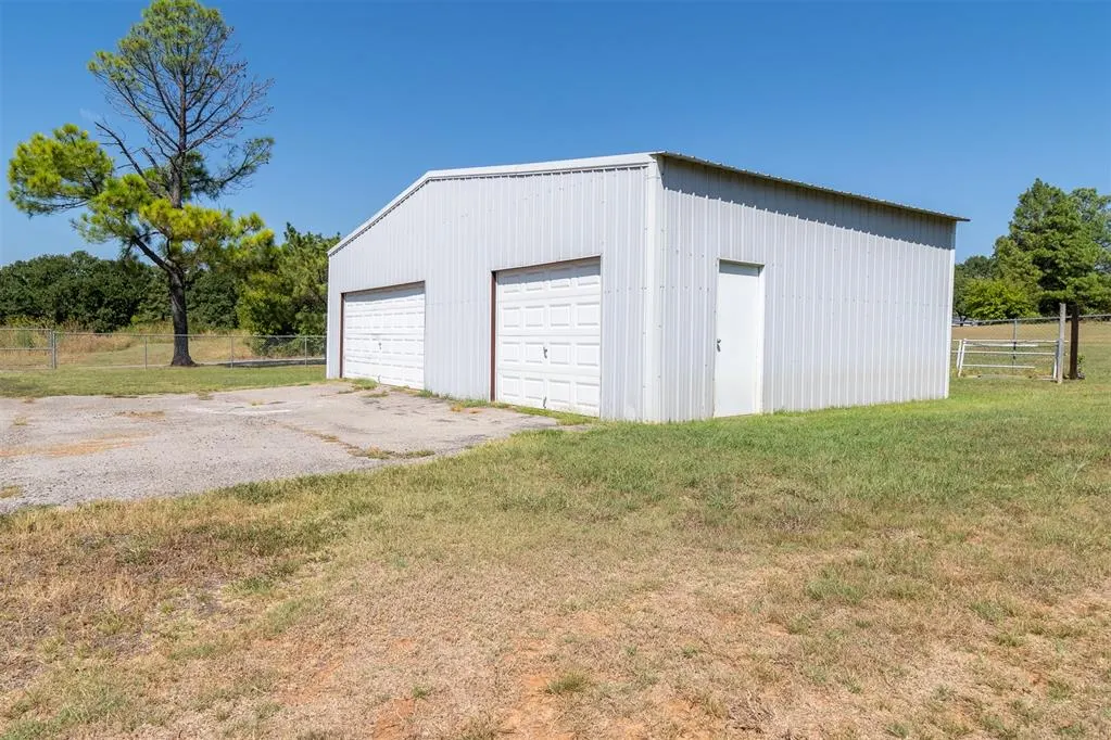 Photo 24 — 30733 E County Road 1570, Pauls Valley, OK 73075