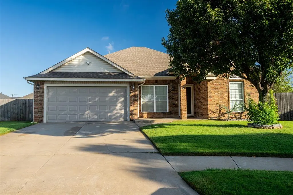 Front exterior — 621 Sally Court, Oklahoma City, OK 73160