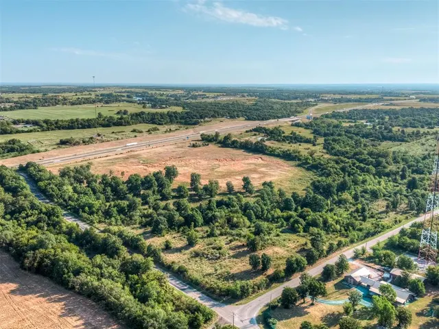 Photo 3 — 12741 Bethel Road, Shawnee, OK 74804
