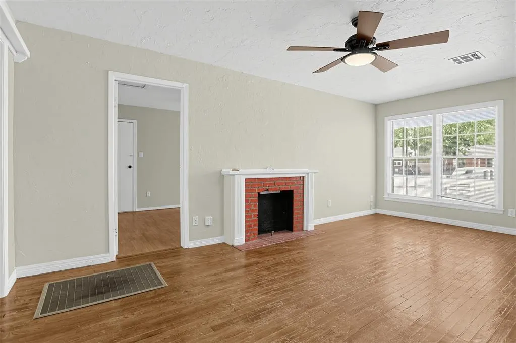 Photo 3 — 2549 NW 36th Street, Oklahoma City, OK 73112