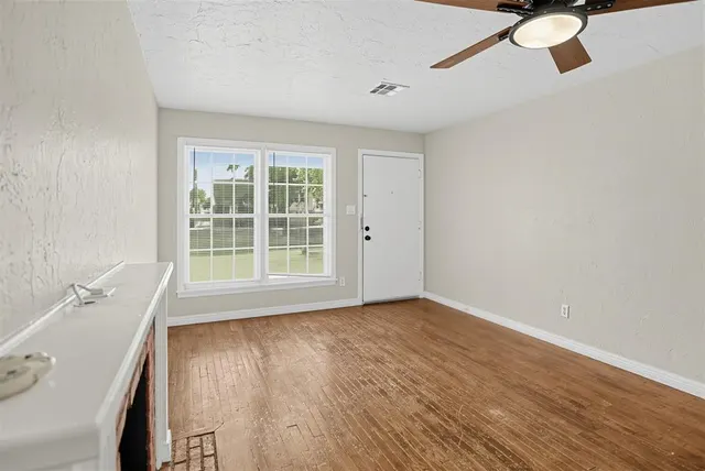 Photo 4 — 2549 NW 36th Street, Oklahoma City, OK 73112