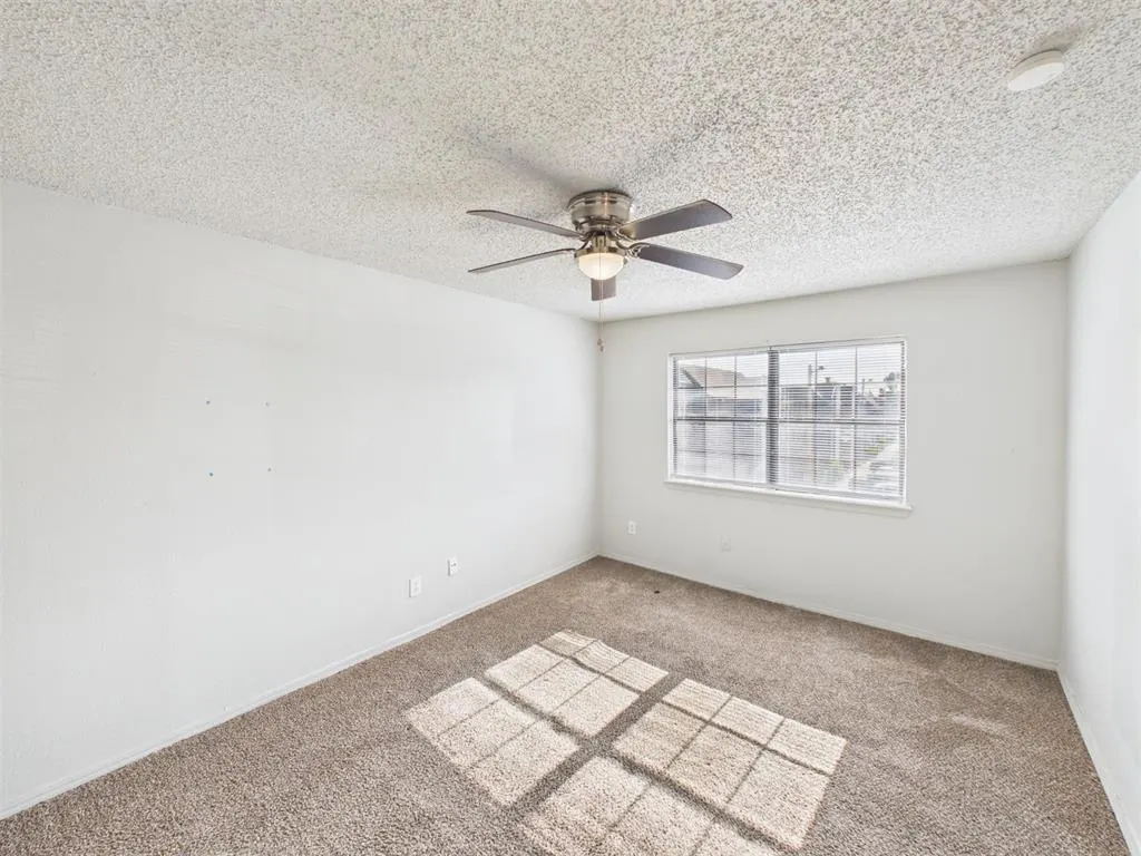 Photo 13 — 401 SE 12th Avenue 208, Norman, OK 73071