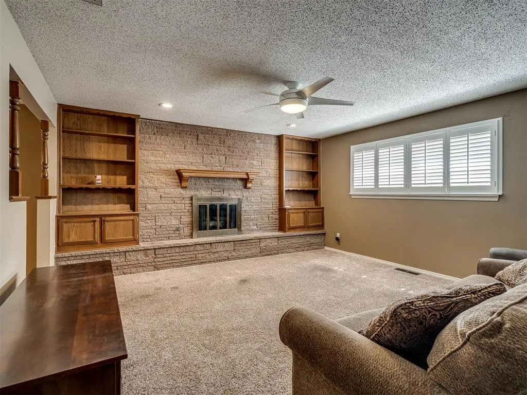 Photo 13 — 8708 S Charlotte Drive, Oklahoma City, OK 73159