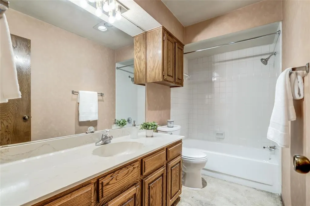 Photo 18 — 528 NW 142nd Street, Edmond, OK 73013