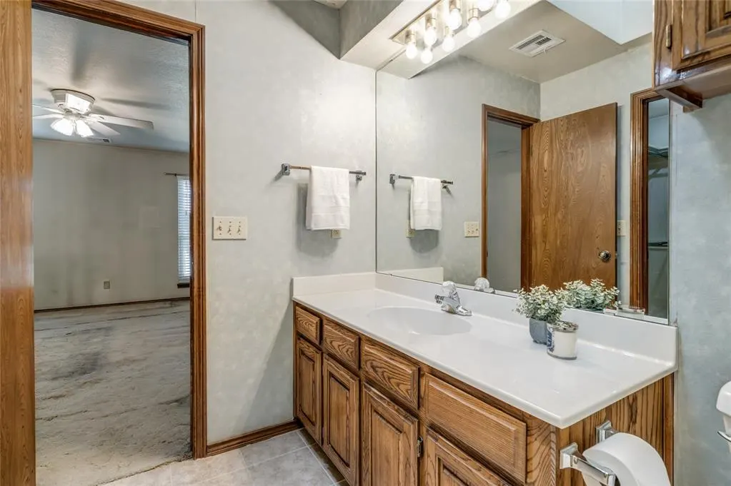 Photo 24 — 528 NW 142nd Street, Edmond, OK 73013