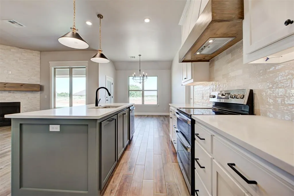 Photo 18 — 2312 Lions Pride Way, Blanchard, OK 73010