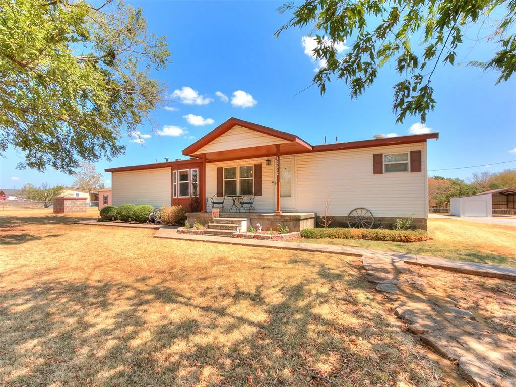Photo 2 — 16812 S Midwest Boulevard, Norman, OK 73026