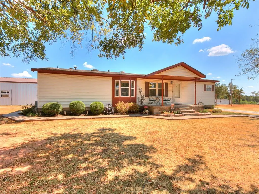 Photo 3 — 16812 S Midwest Boulevard, Norman, OK 73026