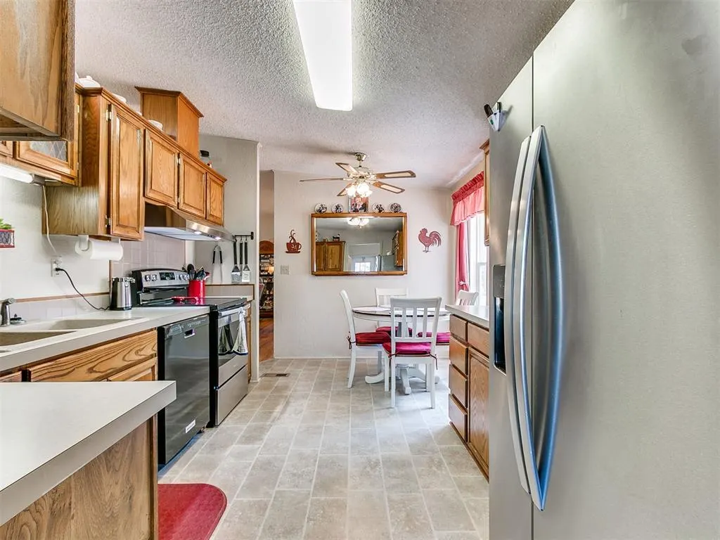 Photo 20 — 16812 S Midwest Boulevard, Norman, OK 73026