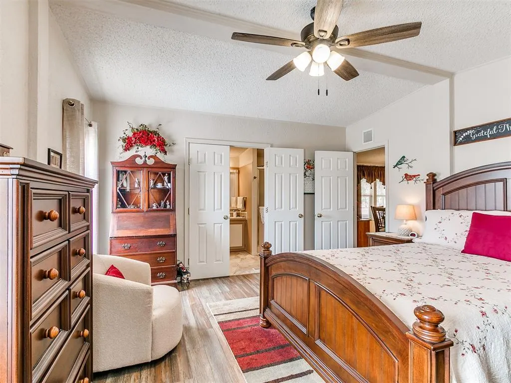 Photo 24 — 16812 S Midwest Boulevard, Norman, OK 73026