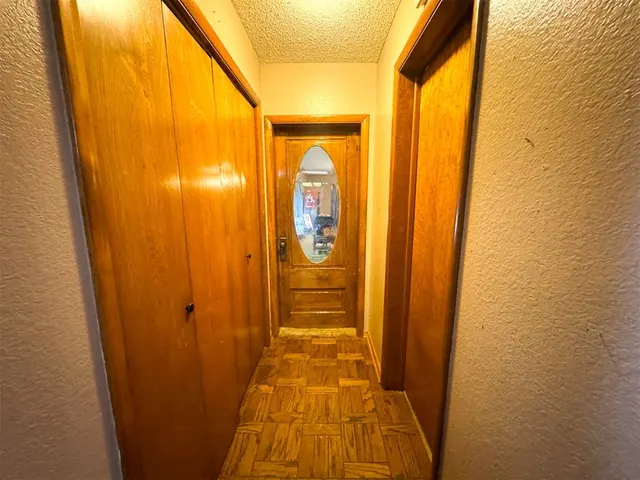 Photo 4 — 420 W 8th Street, Cordell, OK 73632