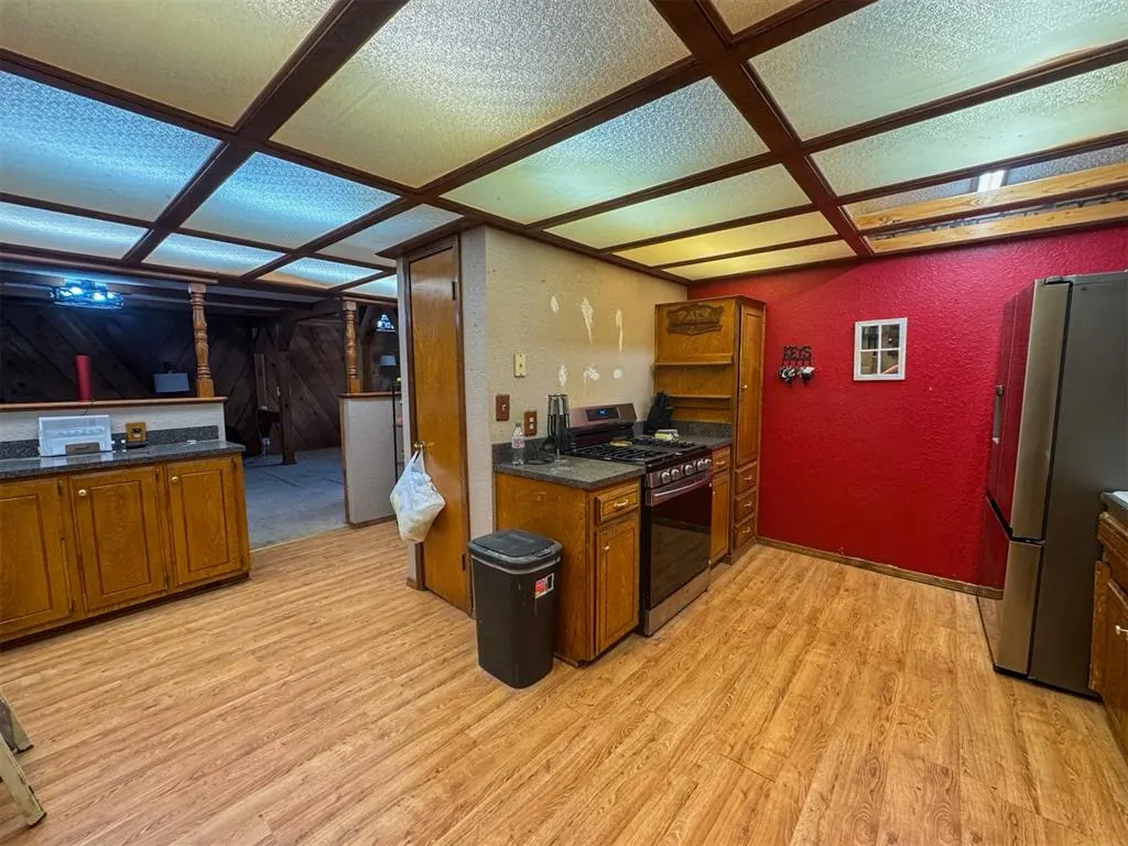 Photo 12 — 420 W 8th Street, Cordell, OK 73632