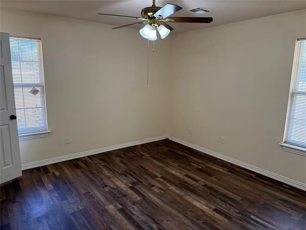 Photo 12 — 3017 NW 30th Street, Oklahoma City, OK 73112