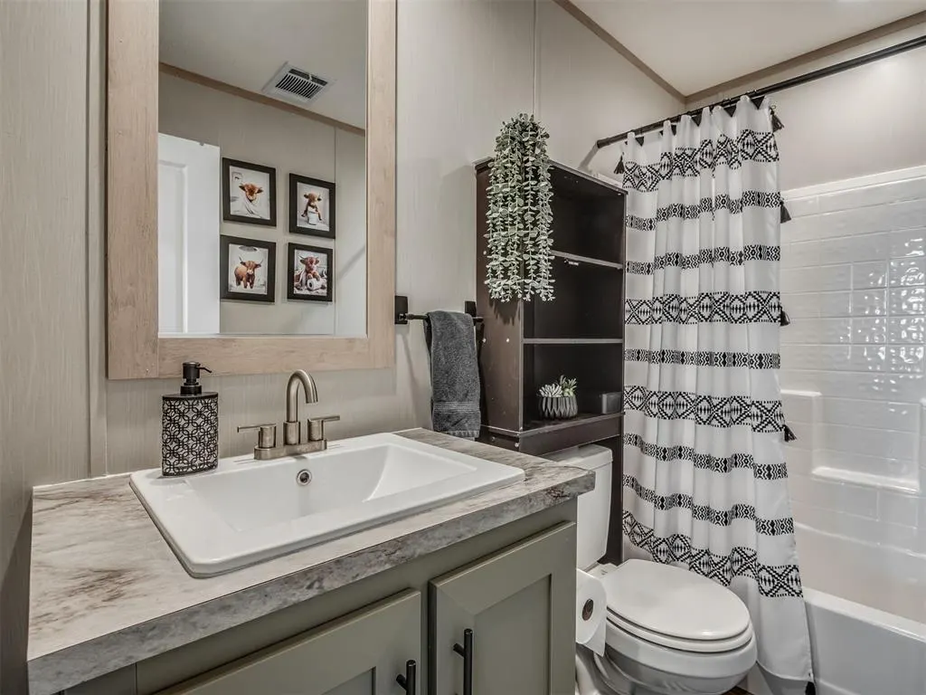 Photo 15 — 4569 Cumberland Farm Circle, Guthrie, OK 73044
