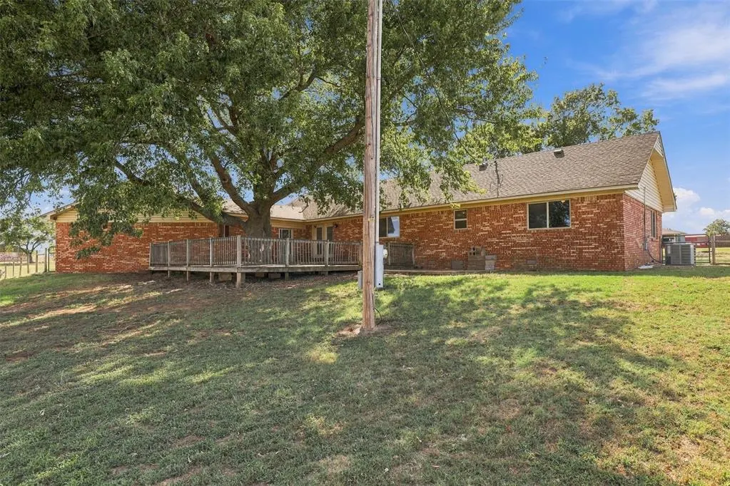 Photo 35 — 14031 N County Road 3010, Lindsay, OK 73052