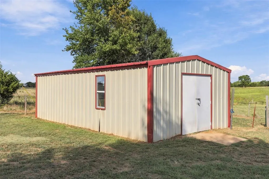 Photo 38 — 14031 N County Road 3010, Lindsay, OK 73052