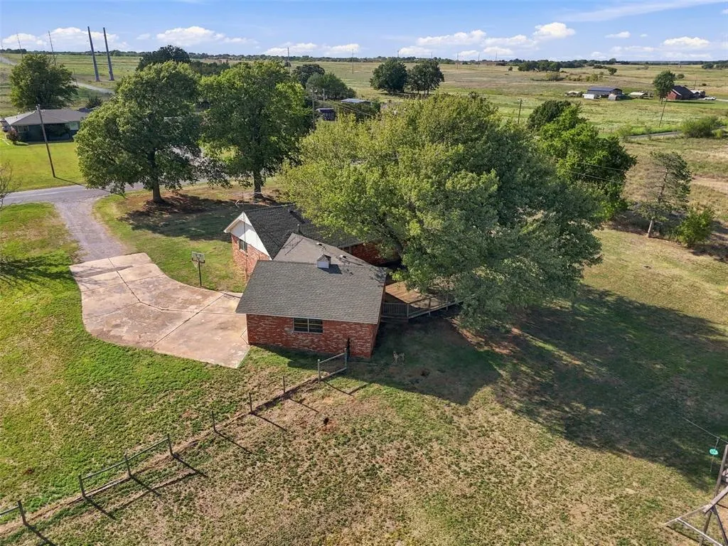 Photo 39 — 14031 N County Road 3010, Lindsay, OK 73052