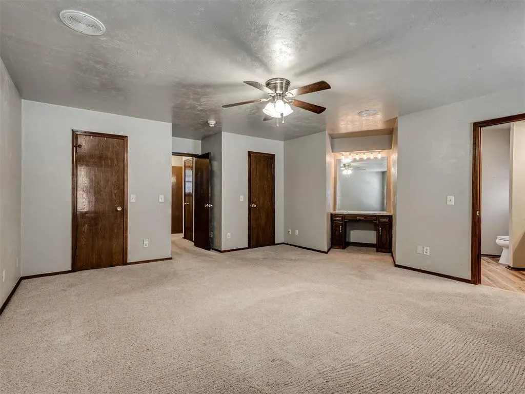 Photo 14 — 2501 Southlawn Drive, El Reno, OK 73036