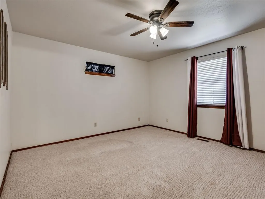 Photo 24 — 2501 Southlawn Drive, El Reno, OK 73036