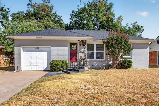 Photo 3 — Address unavailable, The Village, OK 73120