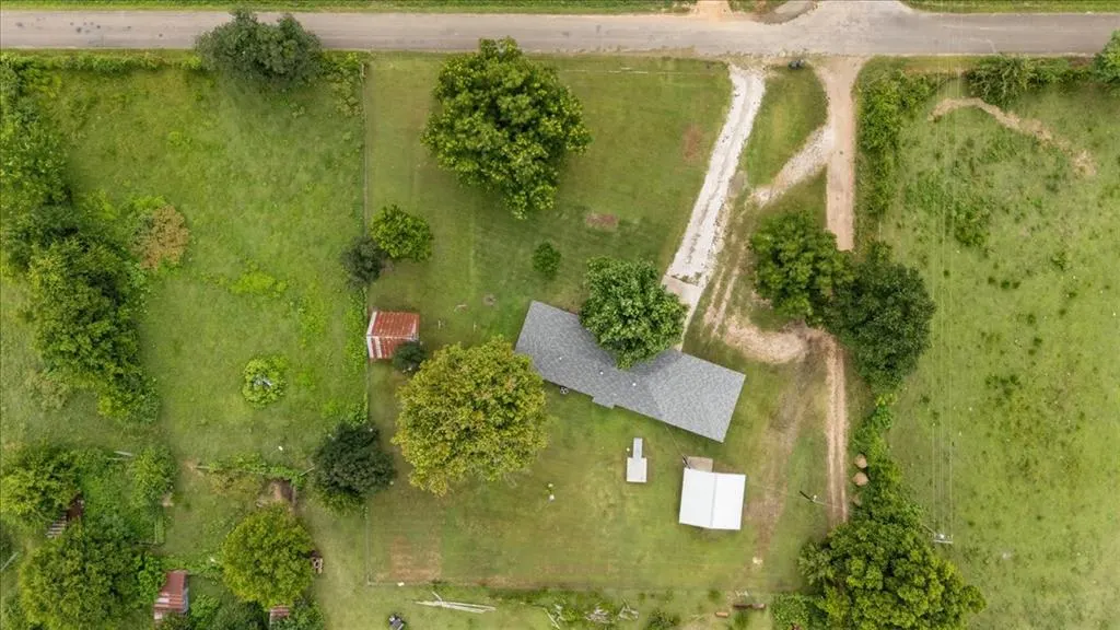 Photo 5 — 649 Clouse Road, Broken Bow, OK 74728