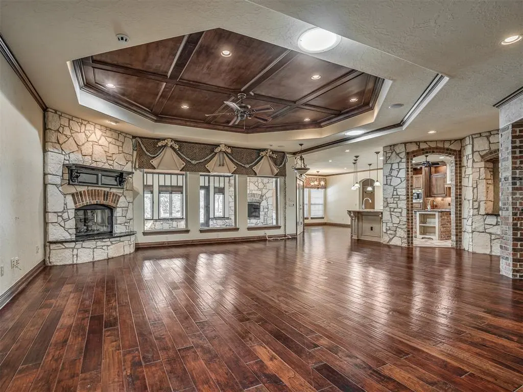 Photo 10 — 3301 Santa Rosa Court, Norman, OK 73071