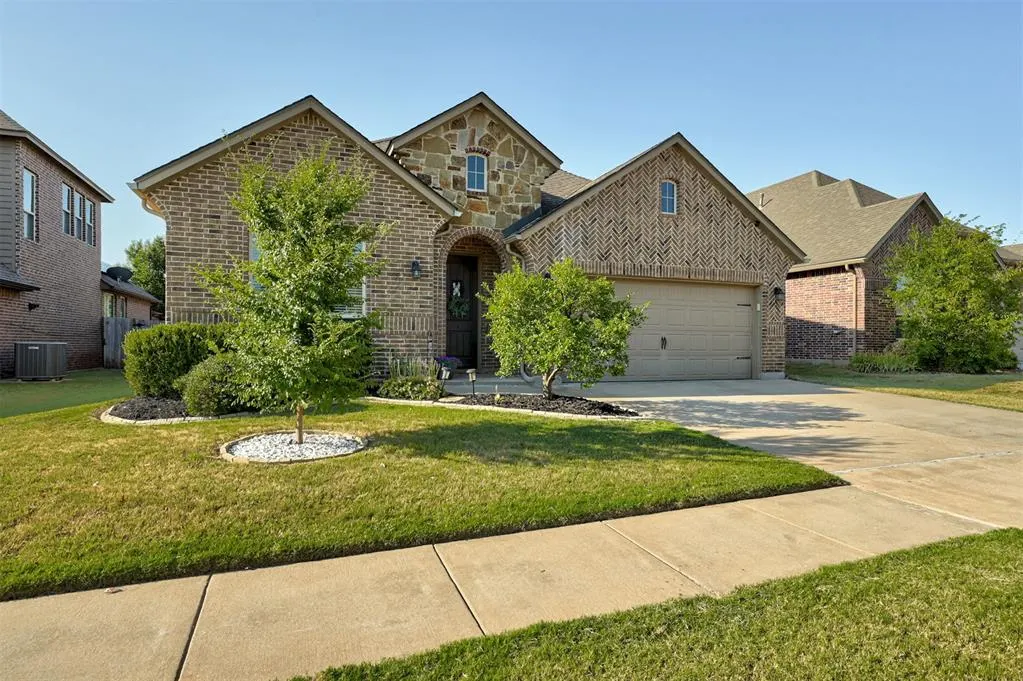 Photo 2 — 8104 NW 159th Street, Edmond, OK 73013