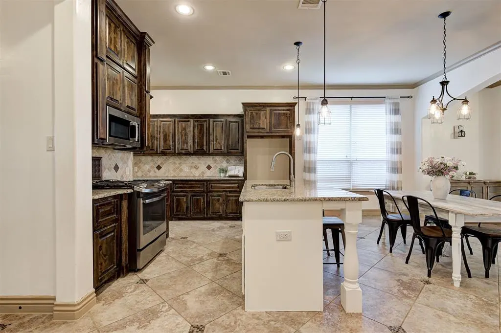 Photo 6 — 8104 NW 159th Street, Edmond, OK 73013