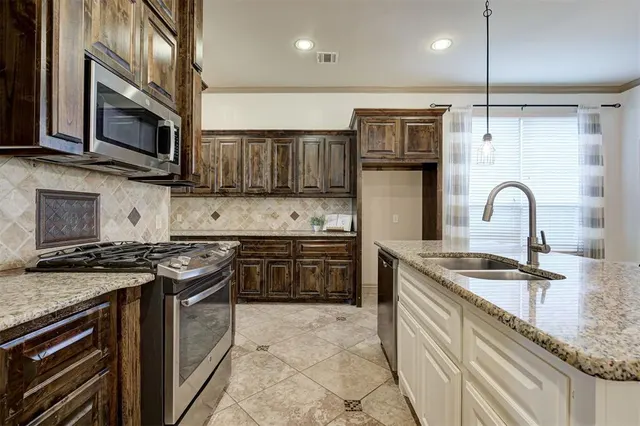Photo 7 — 8104 NW 159th Street, Edmond, OK 73013