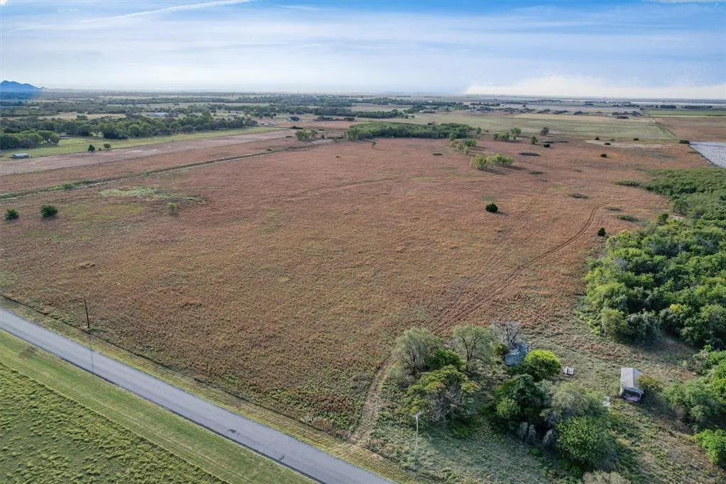 Photo 3 — Address unavailable, Blair, OK 73526