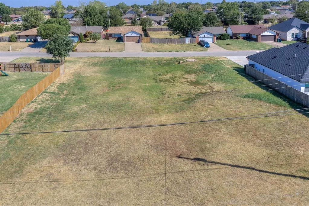 Photo 6 — 628 NW 110th Street, Oklahoma City, OK 73114