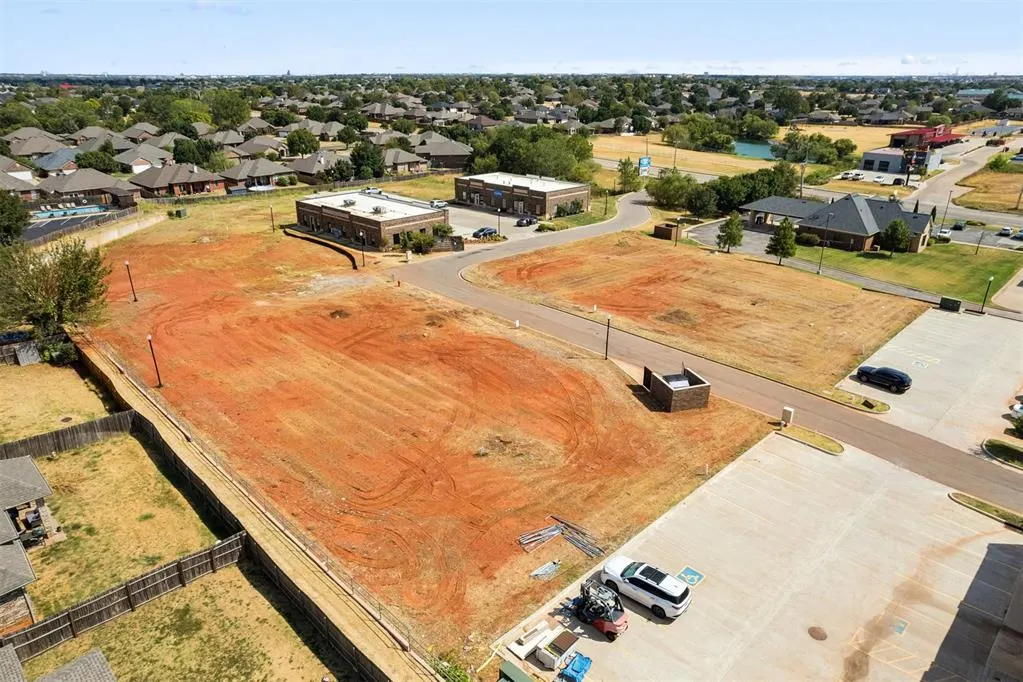 Photo 18 — 16530 N May Avenue BLDG 9, Edmond, OK 73012