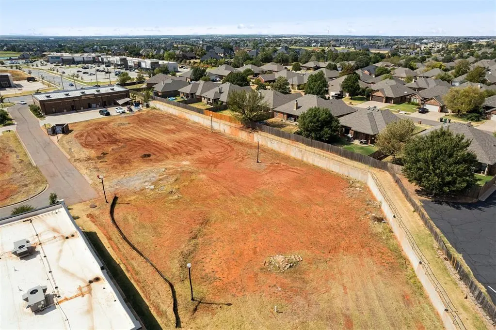 Photo 25 — 16530 N May Avenue BLDG 9, Edmond, OK 73012