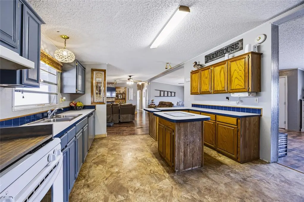 Photo 10 — 20270 SW 59th Street, El Reno, OK 73036