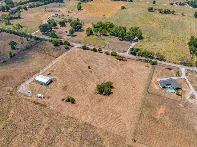 Photo 6 — 19247 Harrison Road, Shawnee, OK 74801