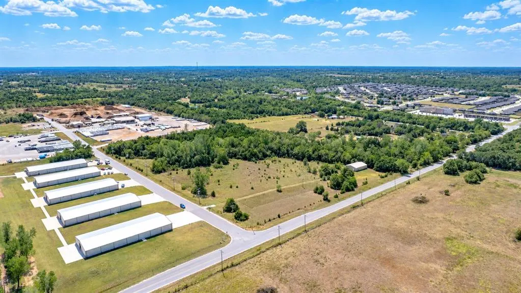 Front exterior — 373 Howard Boulevard, Harrah, OK 73045