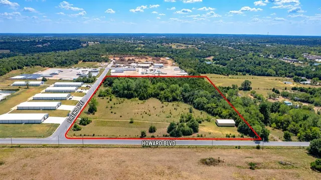 Photo 2 — 373 Howard Boulevard, Harrah, OK 73045